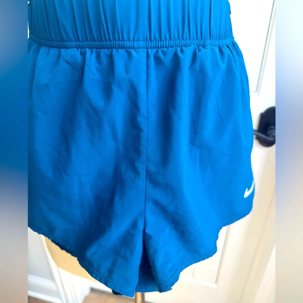 Nike women’s tennis 🎾 outfit size XS